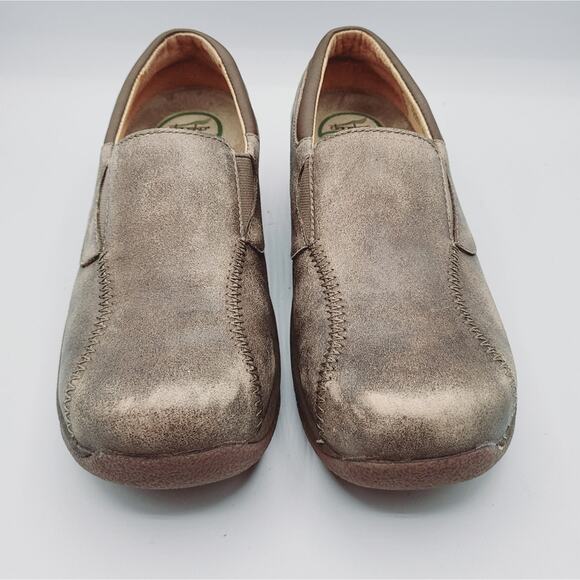 DANSKO Kim Distressed Brown Leather Slip On Clogs Slip Resistant Soles Size 38 - Picture 3 of 12